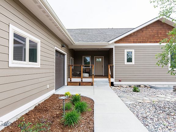 2nd image of 118 Forest Creek Dr