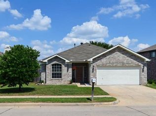 1139 Trinity Trl, Saginaw, TX 76131