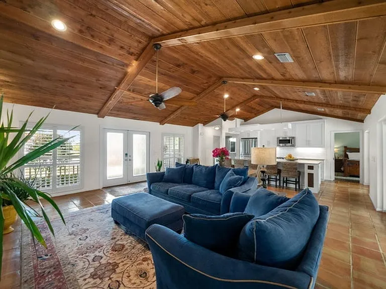 52 Birch Pl — Photo 8