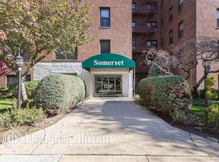 8385 116th St #4H, Richmond Hill, NY 11418
