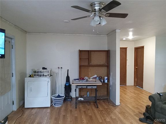 4th image of 11589 Ferris Rd