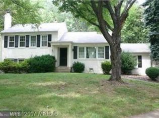600 Blossom Dr, Rockville, MD 20850