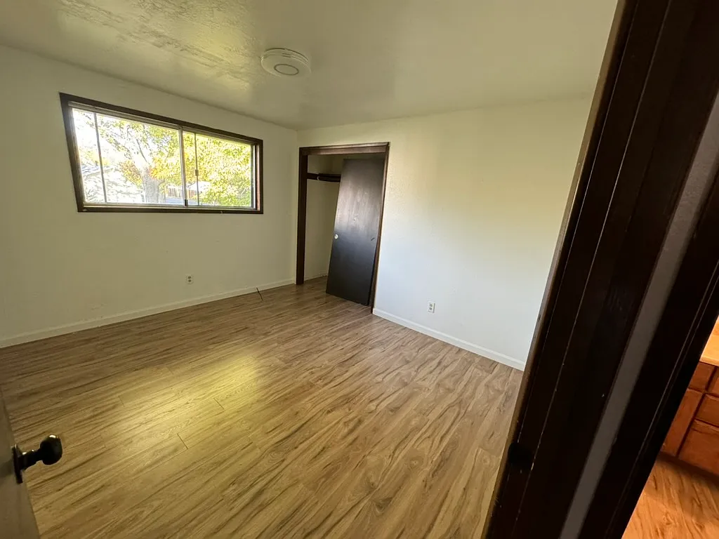 2 bed, 950 sqft, $1,750 — Photo 2