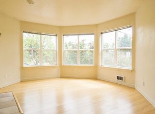 110 SW Whitaker St, Portland, OR 97239