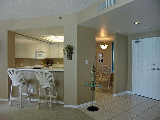 5th image of 1520 Gulf Blvd APT 903