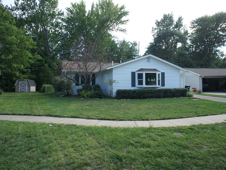 1st image of 39 Whitehall Dr