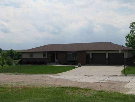 1st image of 405 N Westview Dr