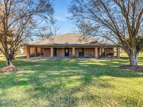 372 Fort Hamilton Dr, Opelousas, LA 70570