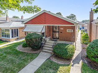 8525 S Kostner Ave, Chicago, IL 60652