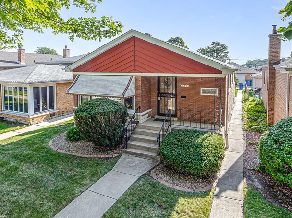 8525 S Kostner Ave, Chicago, IL 60652