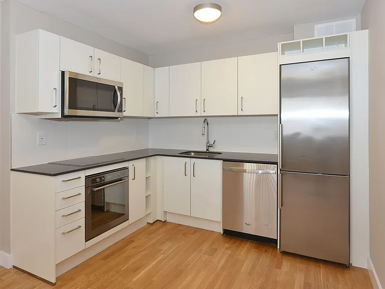 730 Saint Clarens Ave — Photo 29