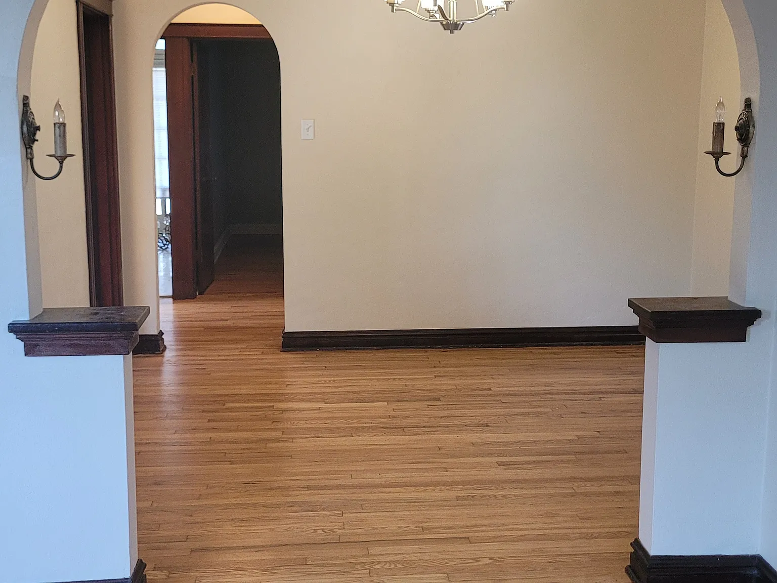 2 bed, 1100 sqft, $1,325 — Photo 3