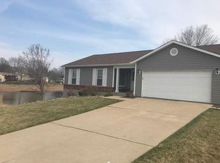2736 McClay Valley Blvd, Saint Peters, MO 63376