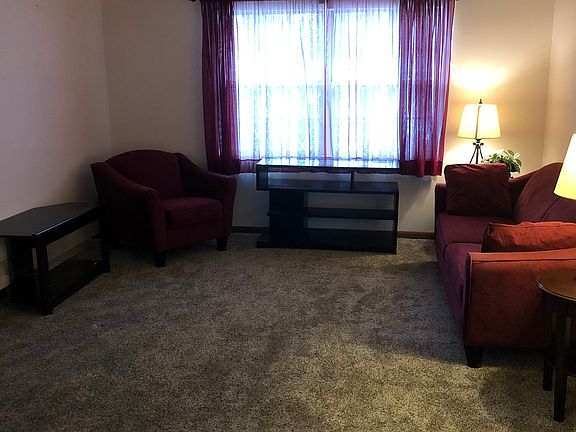 3rd image of 25A Pine Ln APT 3