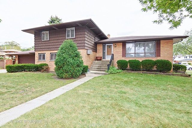 1st image of 381 Beau Dr