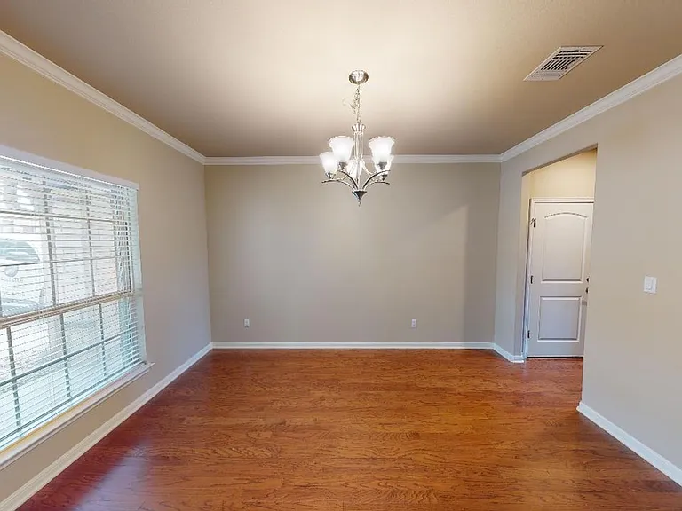 5705 Lipan Apache Bnd — Photo 6