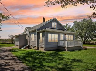 W4103 Palmer Rd, Lake Geneva, WI 53147