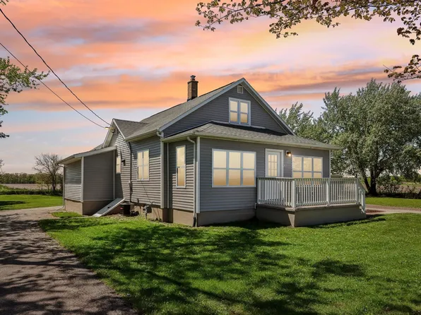 W4103 Palmer Rd, Lake Geneva, WI 53147