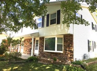 S70W13452 Fennimore Ln, Muskego, WI 53150