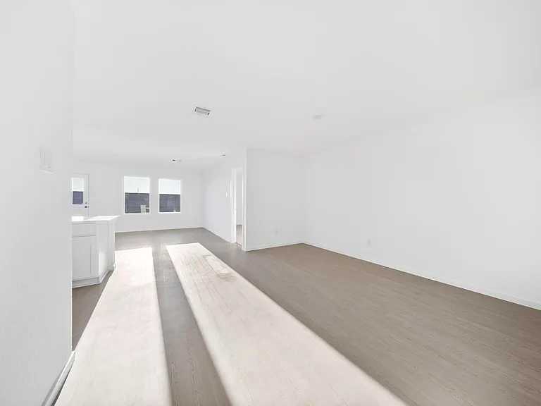 26651 Pampas Grass Ln — Photo 12