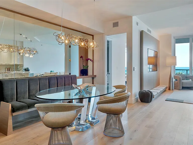 100 S Pointe Dr #708 — Photo 18