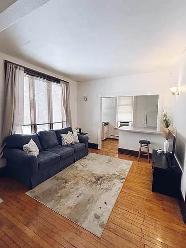 501 Penn Ave #E Photo 1 501 Penn Ave #E Photo 1