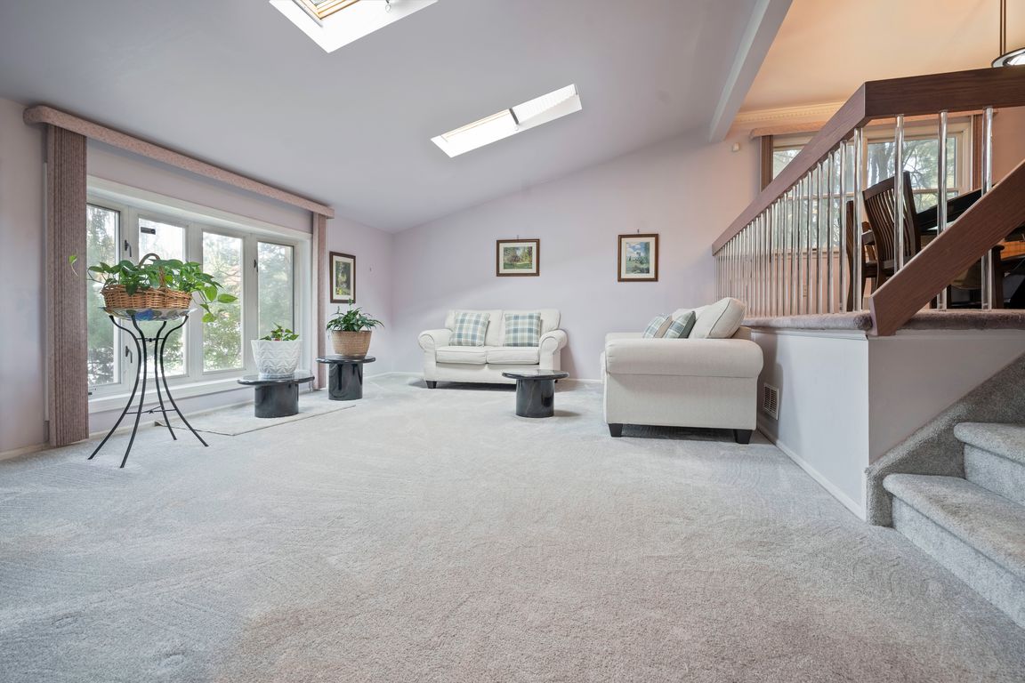 next background image