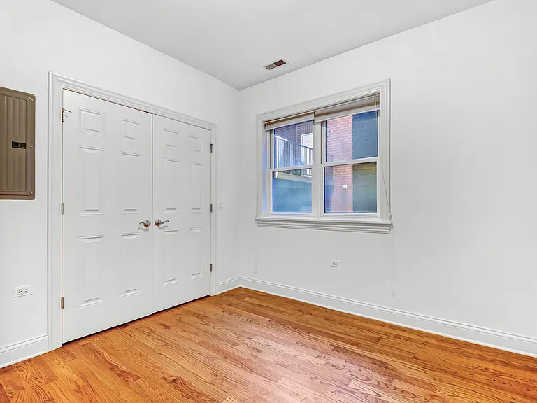 3355 N Clark St #5S — Photo 7