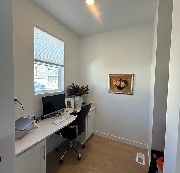 41 E Ferndell St — Photo 14