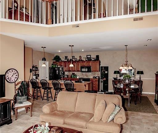 5th image of 157 Cimmaron Bay Cir