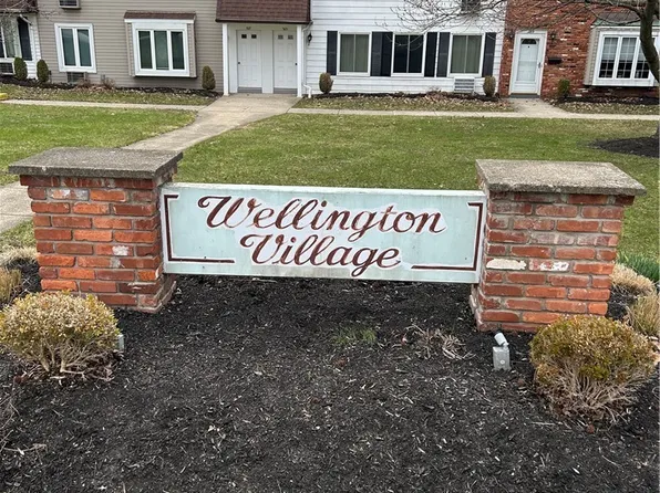 307 S Cayuga Rd #A, Buffalo, NY 14221