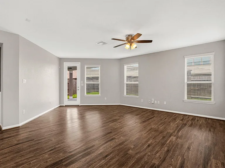 20810 Cullen Ranch Rd — Photo 13