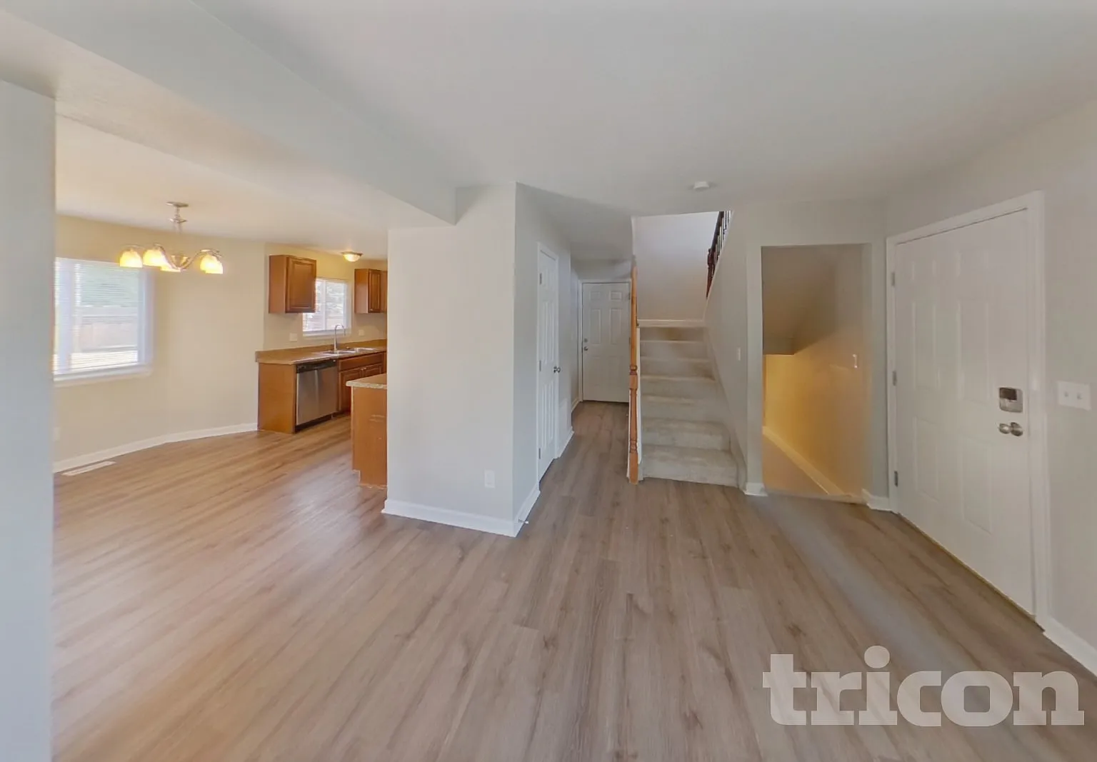 4470 Hollyridge Dr Colorado Springs CO — Photo 3
