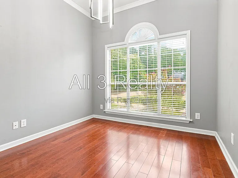 6272 Deerwood Dr — Photo 6