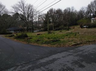 151 Honeysuckle Ave, Lawrenceville, GA 30046