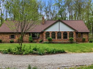 13689 Beard Rd, New Springfield, OH 44443