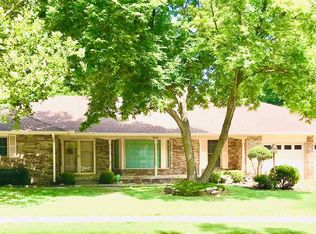 2221 El Camino St, Ponca City, OK 74604