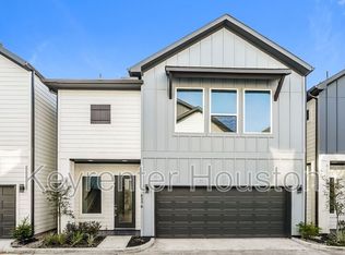 833 Dorchester St #B, Houston, TX 77022