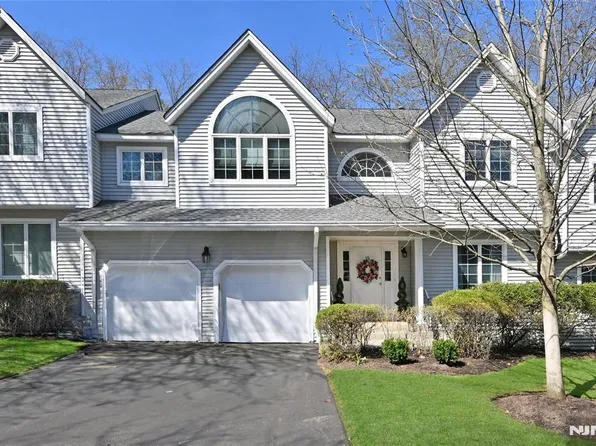 15 Drake Dr #G2, Hillsdale, NJ 07642