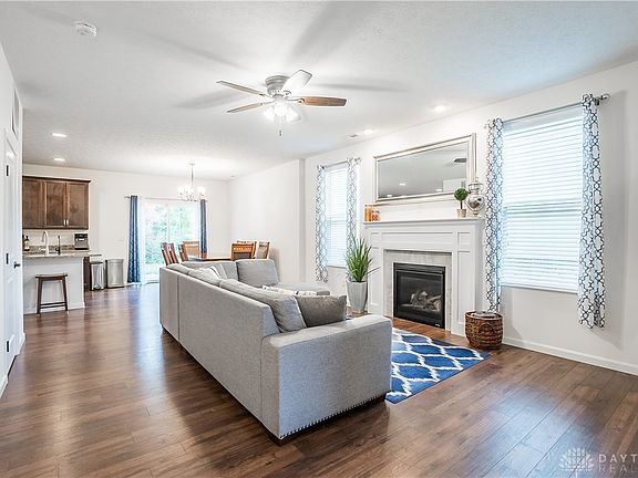 4th image of 3115 E Millstone Dr