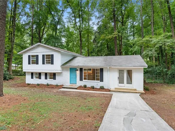 3870 Live Oak Dr, Atlanta, GA 30340