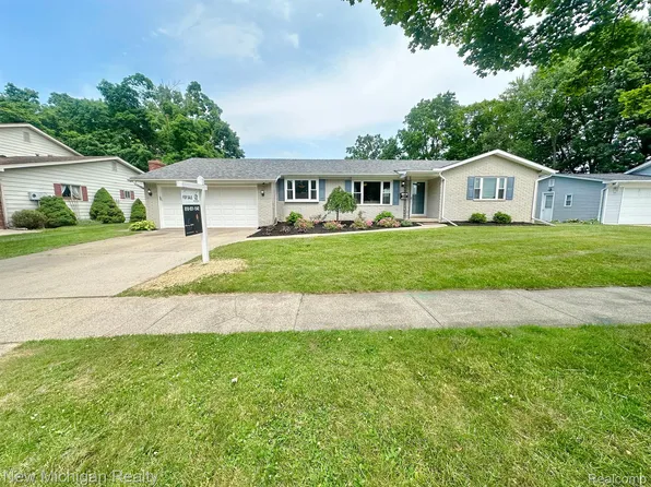 416 Leland St, Flushing, MI 48433