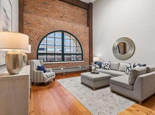 250 Park Ave Unit 705, Minneapolis, MN 55415
