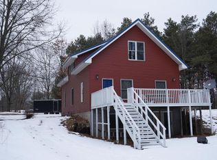 8625 S Maple Island Rd, Fremont, MI 49412