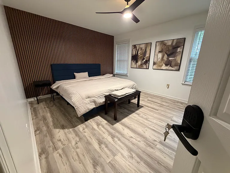 6811 Sawmill Cir — Photo 7