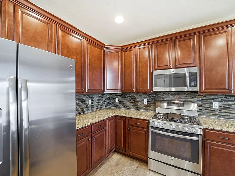 13802 Windrush Dr — Photo 10