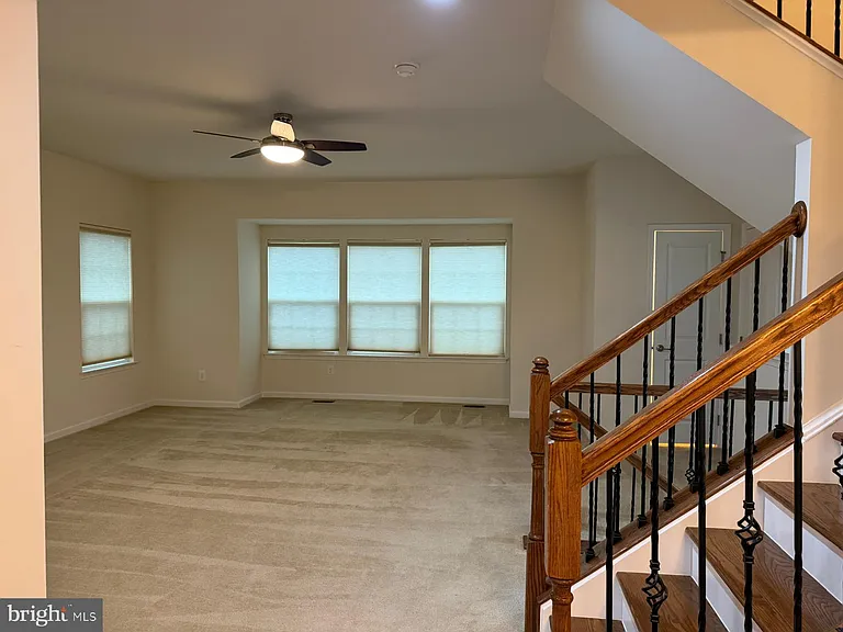 25707 Bishop Grove Ter — Photo 20