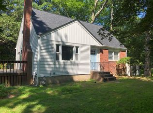 58 Church Ln, Middle Island, NY 11953