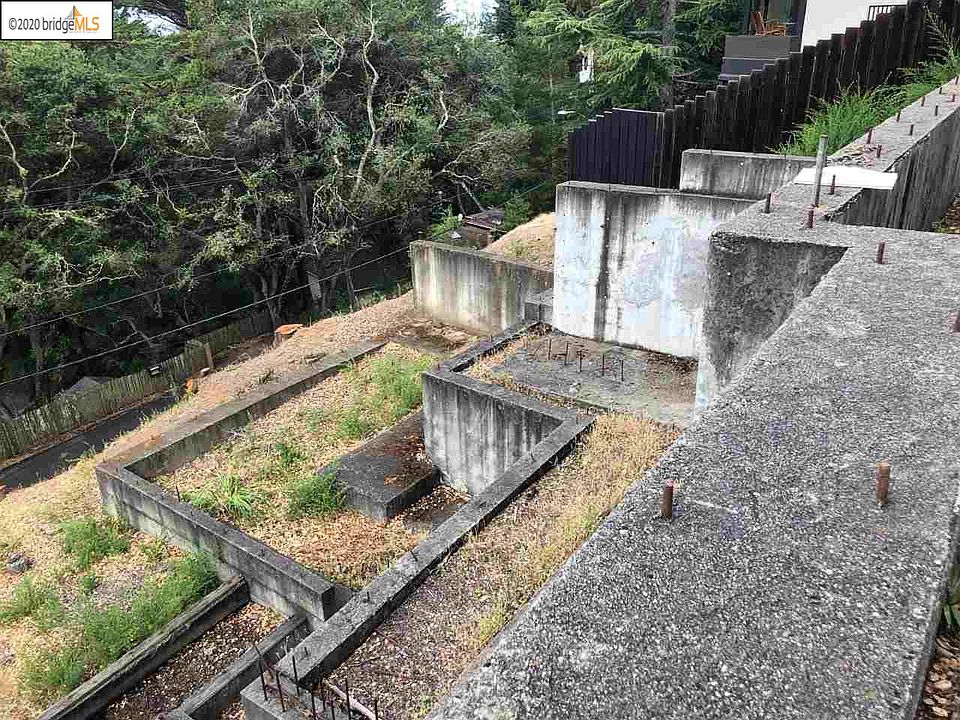 2nd image of 2156 Mastlands Dr