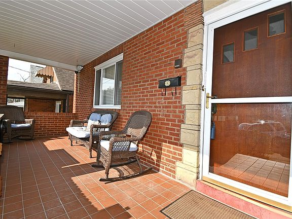 2nd image of 217 Fairmont Ave